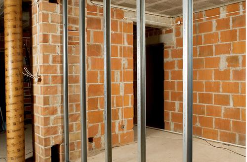 Materiały na ściany działowe